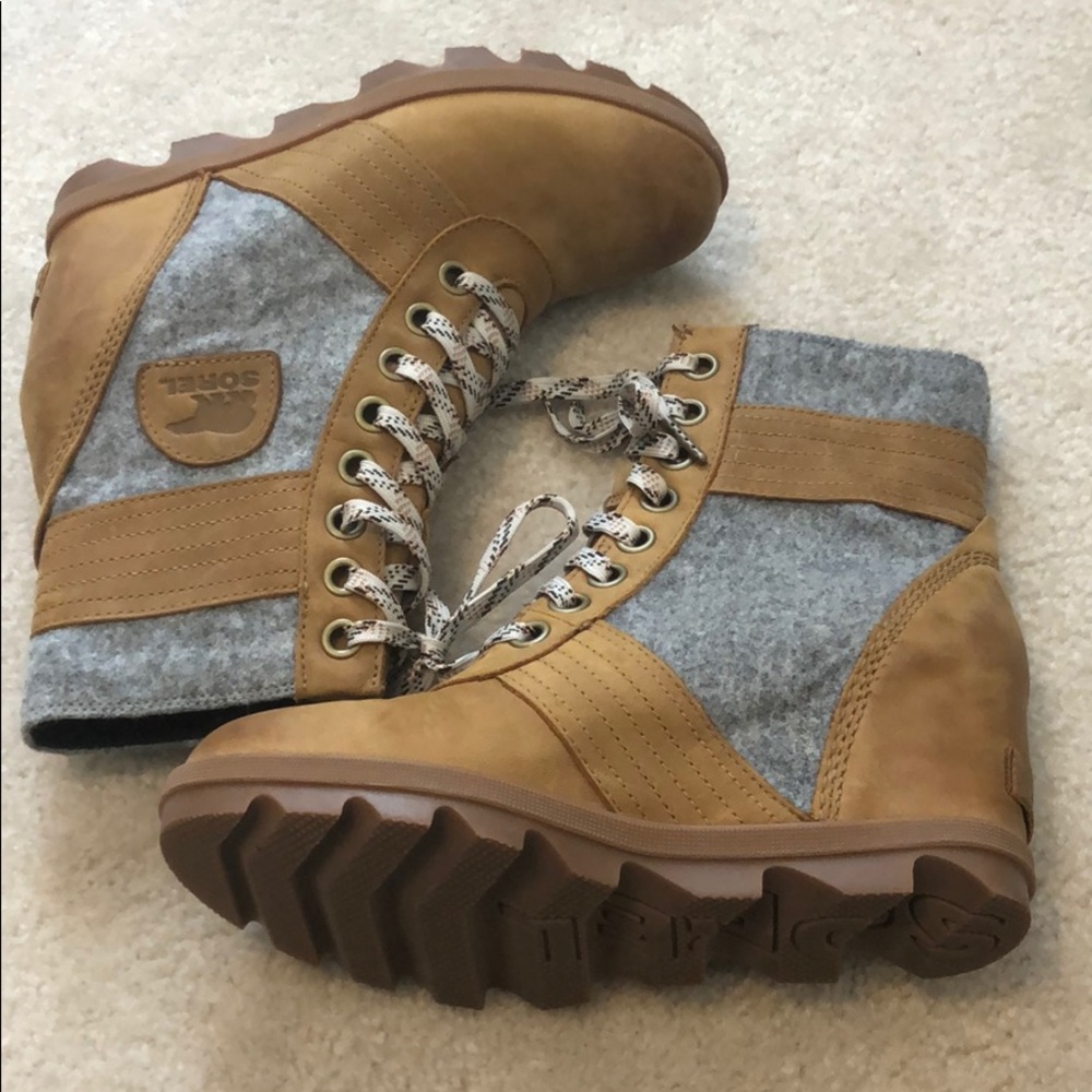 Sorel hidden wedge boots